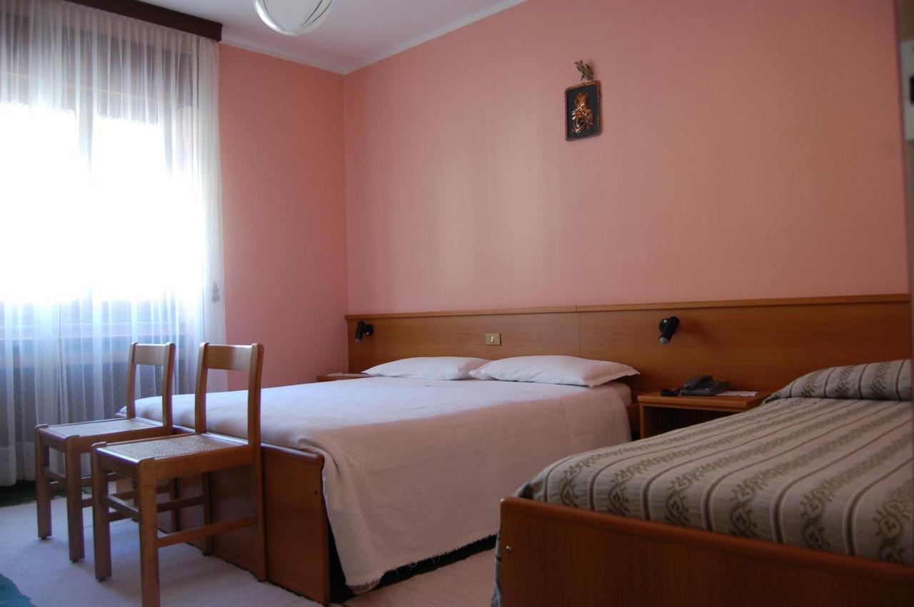 Albergo Motel Dosde Grosio Room photo